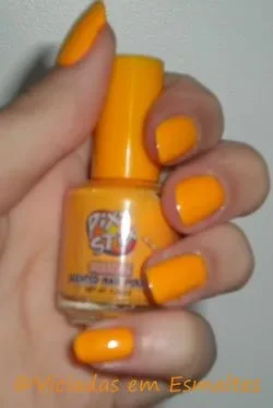 Esmaltes e Unhas