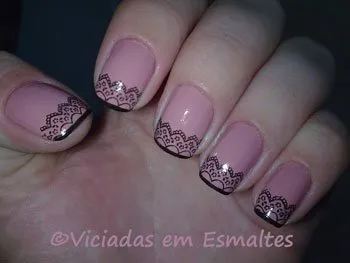 Esmalte Arrasou! Ana Hickman + Carimbo