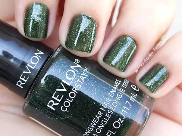 Esmalte-Revlon-ColorStay-220-Rain-Forest2
