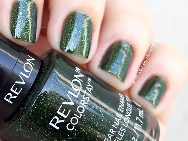 Esmalte-Revlon-ColorStay-220-Rain-Forest4
