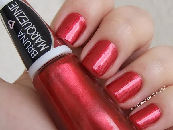 Esmalte Bruna Marquezine Ruiva