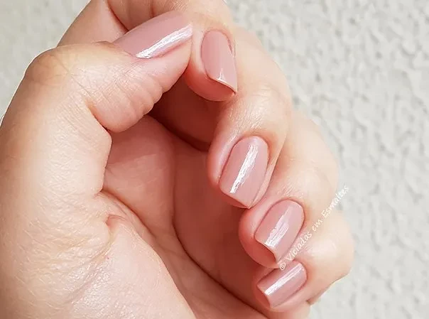 esmalte nude
