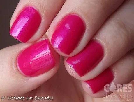 Esmalte O Boticário Fuchsia Purple