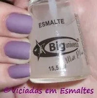 unhas e esmalte