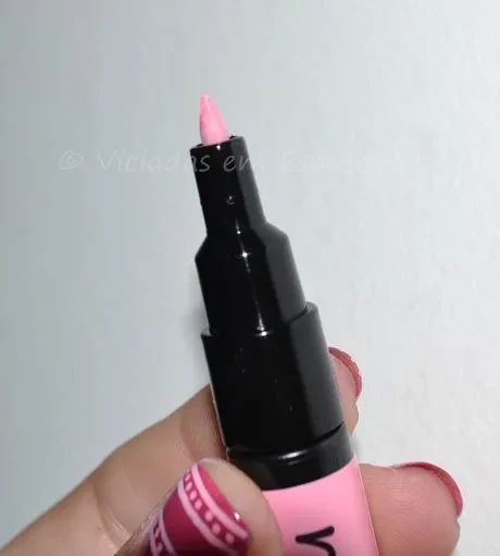 Caneta para Nail Art Sally Hansen