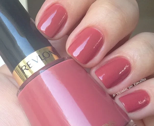Esmaltes Revlon