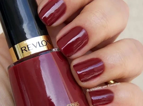 Esmalte Revlon 721 Raven Red
