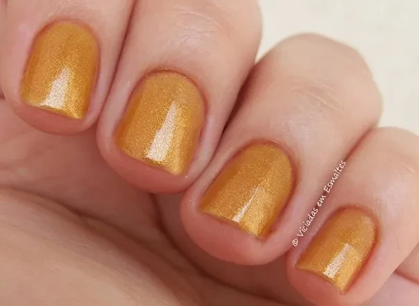 Esmaltes Bruna Marquezine - Perolado Gold