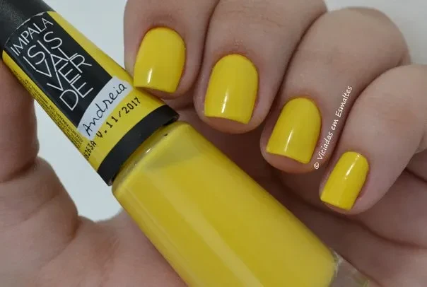 Esmalte Isis Valverde Verão Andreia