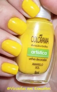 unhas e esmalte
