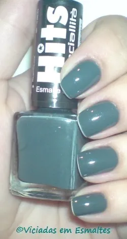 unhas e esmalte