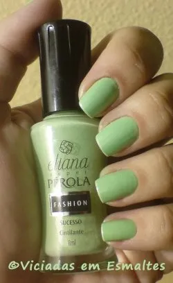 unhas e esmalte
