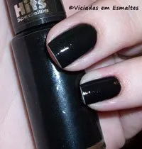 unhas e esmalte