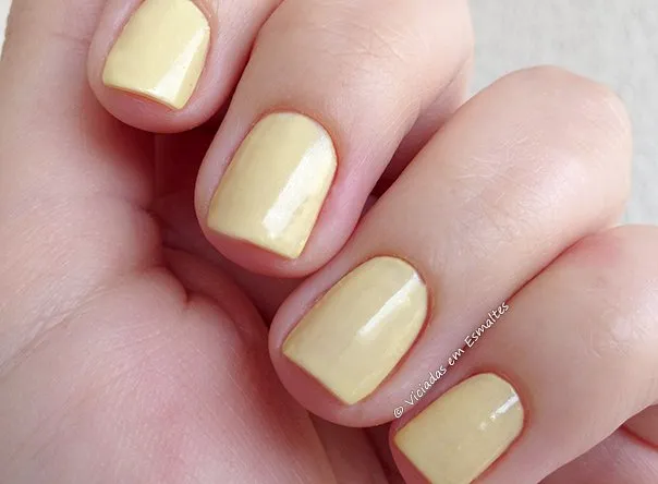 Unhas com Esmalte YNC Yenzah Nail Color Star
