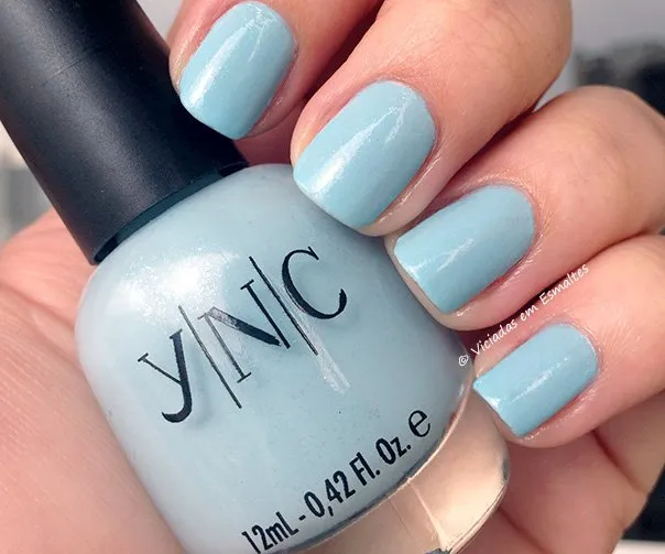 Unhas com Esmalte Yenzah Hope