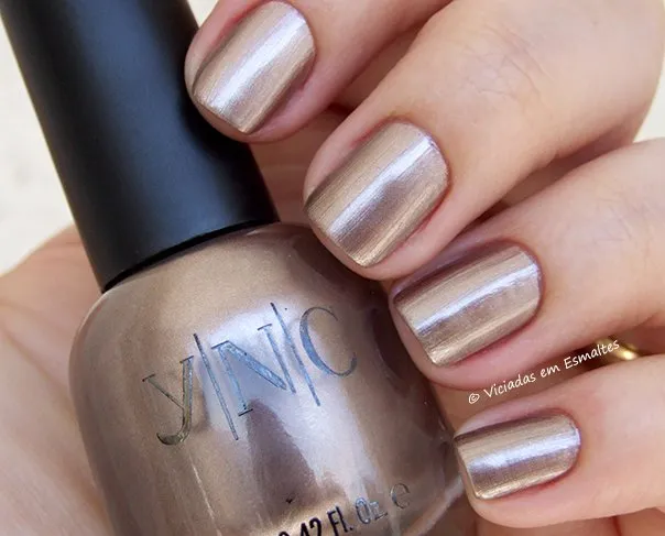 Unhas com Esmalte Yenzah Jóia