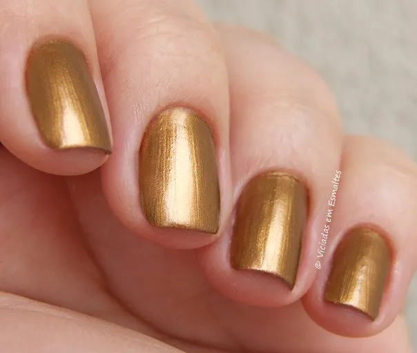 Unhas com Esmalte Preta Gil Trio Elétrico