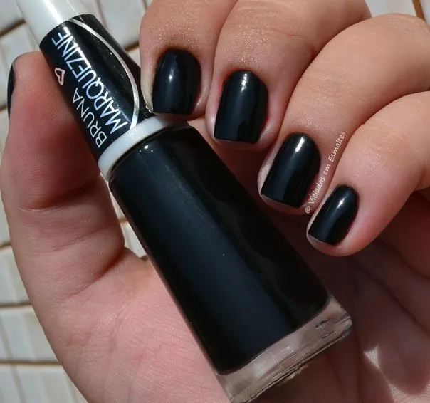 Esmalte Bruna Marquezine Preto