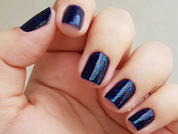 Combinação Perfeita Esmalte Bang Anitta e Esmalte Flocado Poderosa Hits by Marina Ruy Barbosa