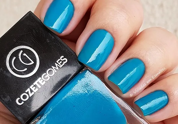 Testando o Esmalte Cozete Gomes Coquetel