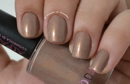 Esmalte Alfaparf Alta Moda é... Nude Oro 041