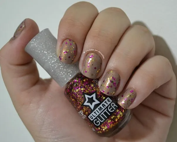 Unhas com Esmalte Ultimate Glitter Vip