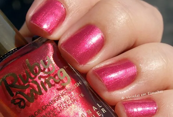 Esmalte Ruby Wing Color Changing Lily