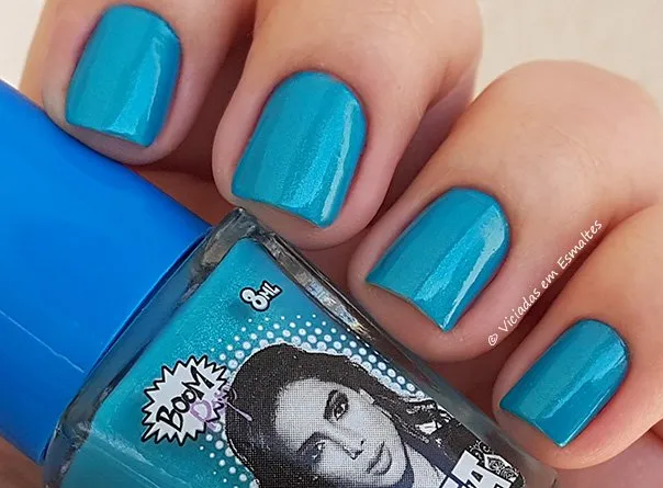 Unhas com Esmalte Anitta Shine