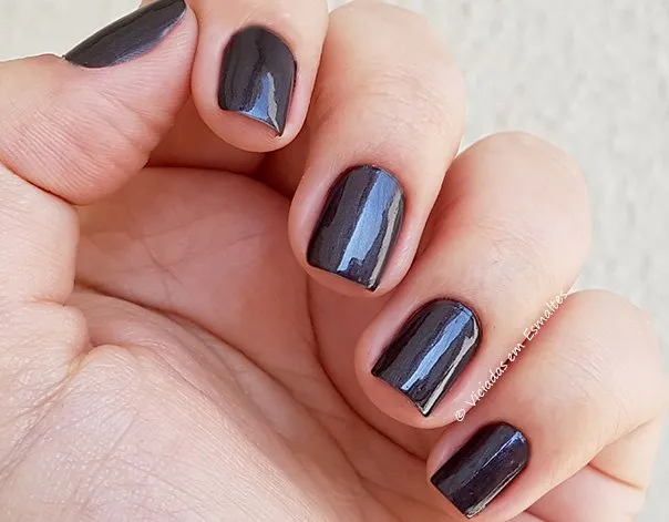 Unhas com Risque Mulher Maravilha